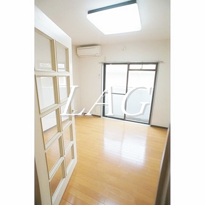 居室・リビング　洋室のお部屋です。