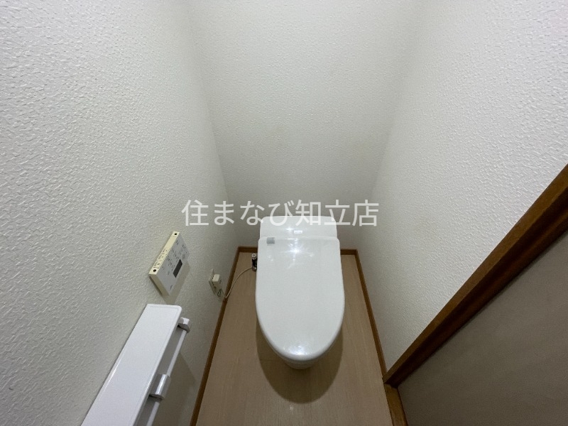 トイレ　反転・同型タイプ