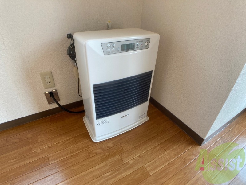 その他設備　灯油暖房です。札幌の寒い冬もこれで大丈夫！
