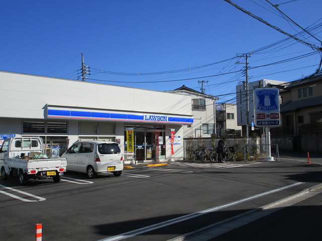 コンビニ　ローソン（コンビニ）まで500m