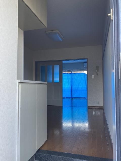 玄関　エントランス