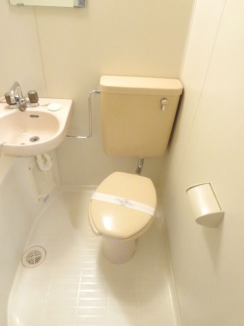 トイレ　別部屋参考写真