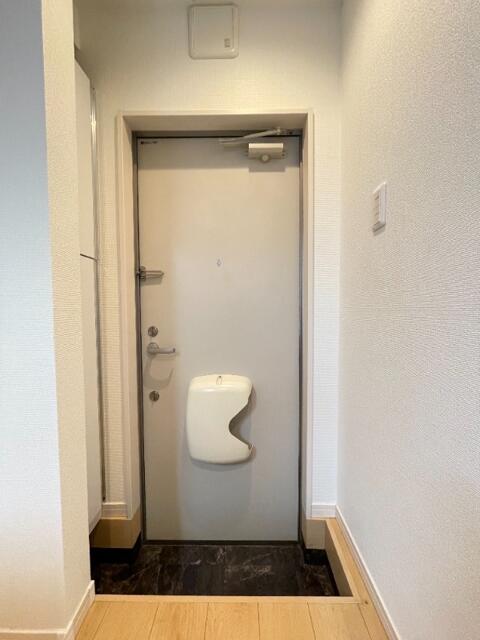 玄関　他号室　同施工参考写真