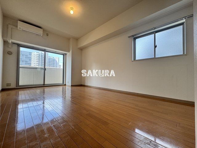 居室・リビング　開放感のあるゆったりとしたお部屋です♪