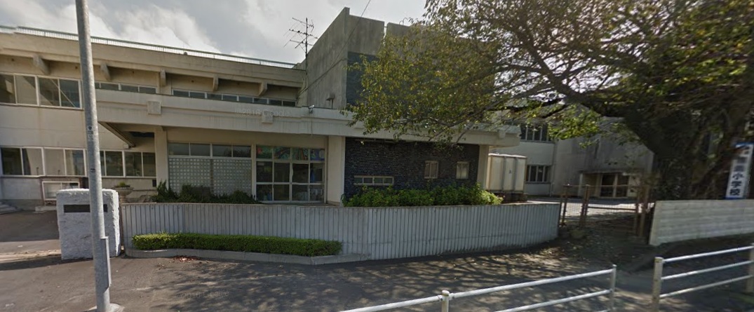 小学校　鹿嶋市立鹿島小学校（小学校）まで1389m