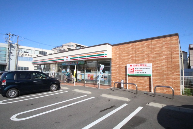 コンビニ　セブン-イレブン 名古屋広川町２丁目店（コンビニ）まで200m