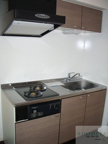 キッチン　※同タイプの別のお部屋です。