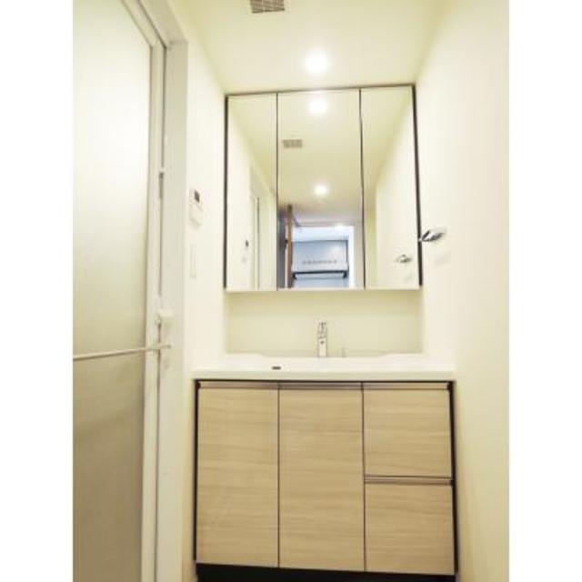 トイレ　※写真は同タイプ住戸です。