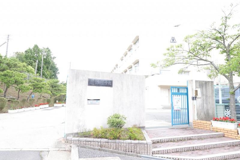小学校　箕谷小学校（小学校）まで1100m