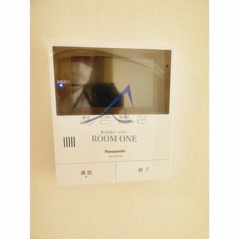 セキュリティ　モニター付きインターホンです。