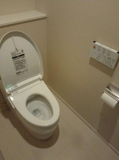 スカイズ タワー&ガーデンのトイレ写真