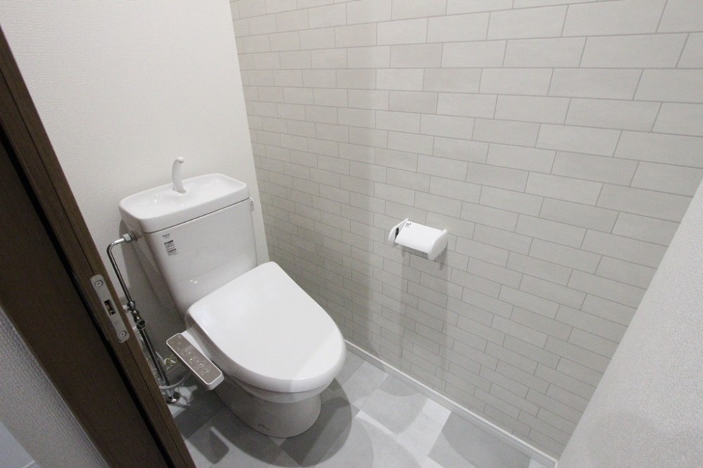 トイレ　清潔感のあるウォシュレット付きのトイレです♪