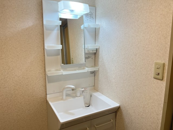 フォーレストコートA棟の内装写真