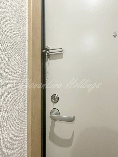 パルトネール岸谷の玄関写真