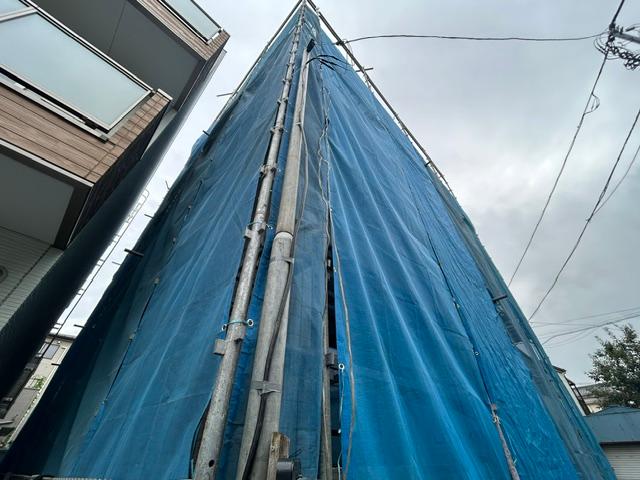 建物外観　建築中
