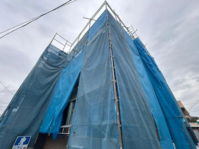 建物外観　建築中