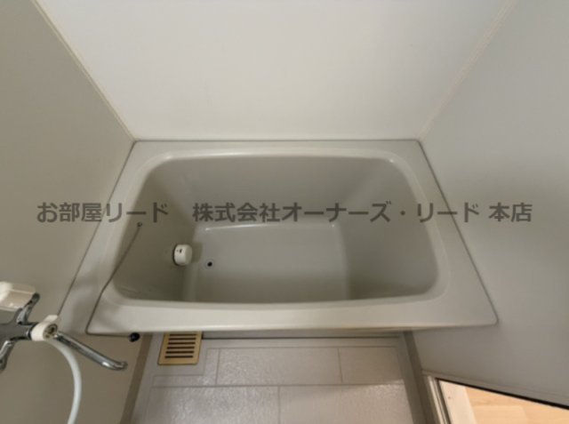 バス・シャワールーム　※別部屋参考写真になります。
