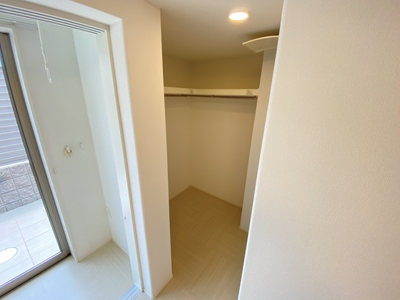 収納　※別部屋の写真です