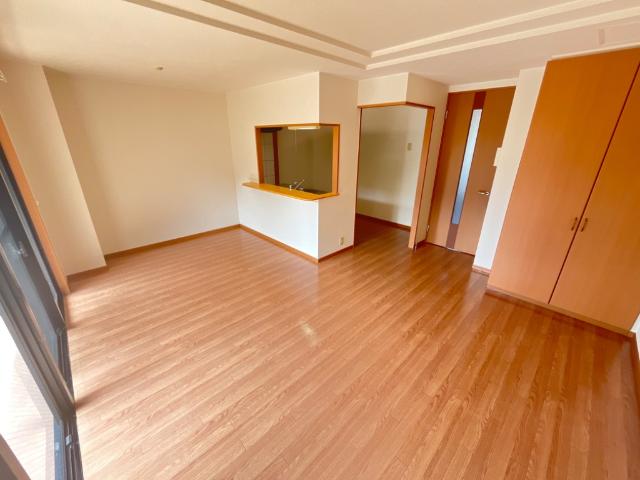 来夢ガーデンの居間写真