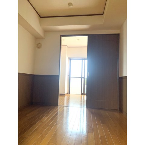 居室・リビング　☆明るい居室☆