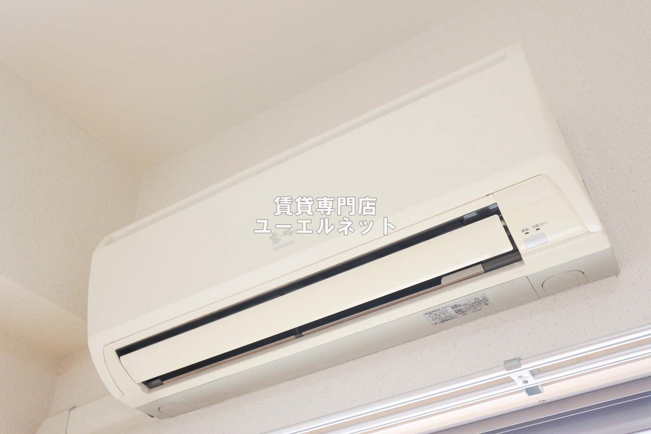 エントランス　毎日通る場所だからこそ、洗練された空間に