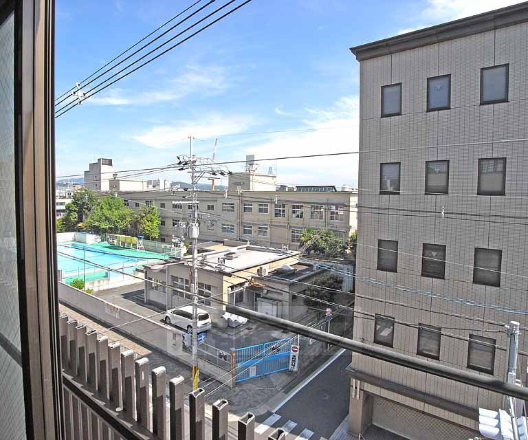 【京都市上京区加賀屋町のマンションの眺望】