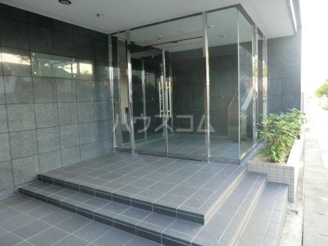 【Ｈｉｌｌ　Ｐａｌａｃｅ　ＩＫＡＩのエントランス】