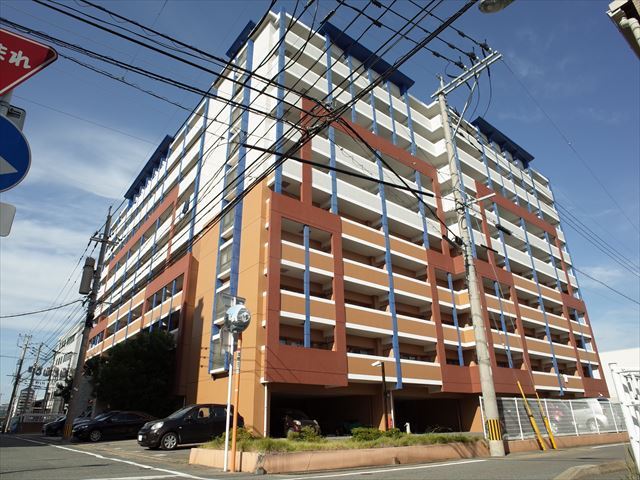 Ｓ－ＦＯＲＴ福岡東の建物外観