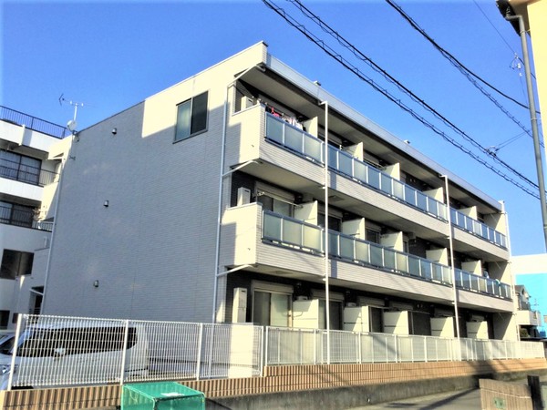 横浜市都筑区大熊町のマンションの建物外観