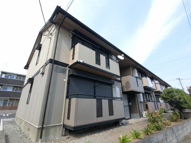 【千葉市中央区村田町のアパートの建物外観】