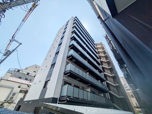 建物外観　お洒落なデザイナーズマンションです