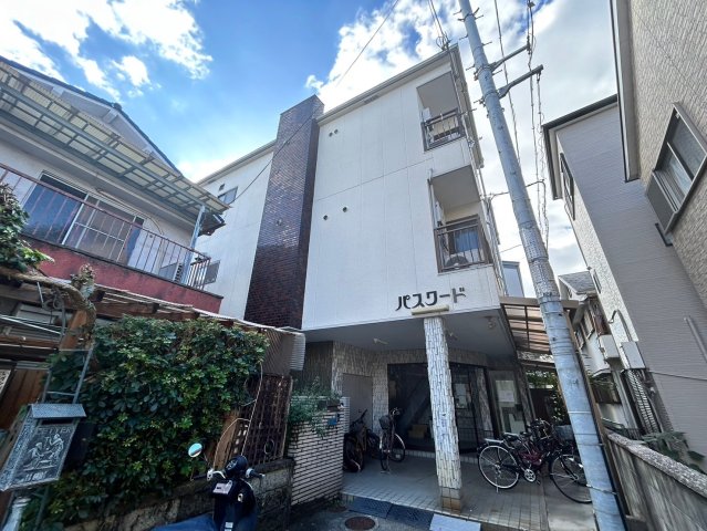 藤井寺市林のマンションの建物外観