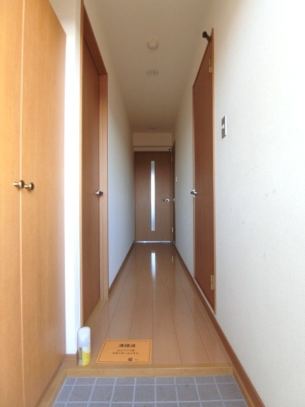 玄関　図面と現状に相違がある場合には現状を優先