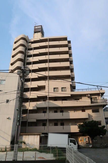 日神パレス上池袋の建物外観