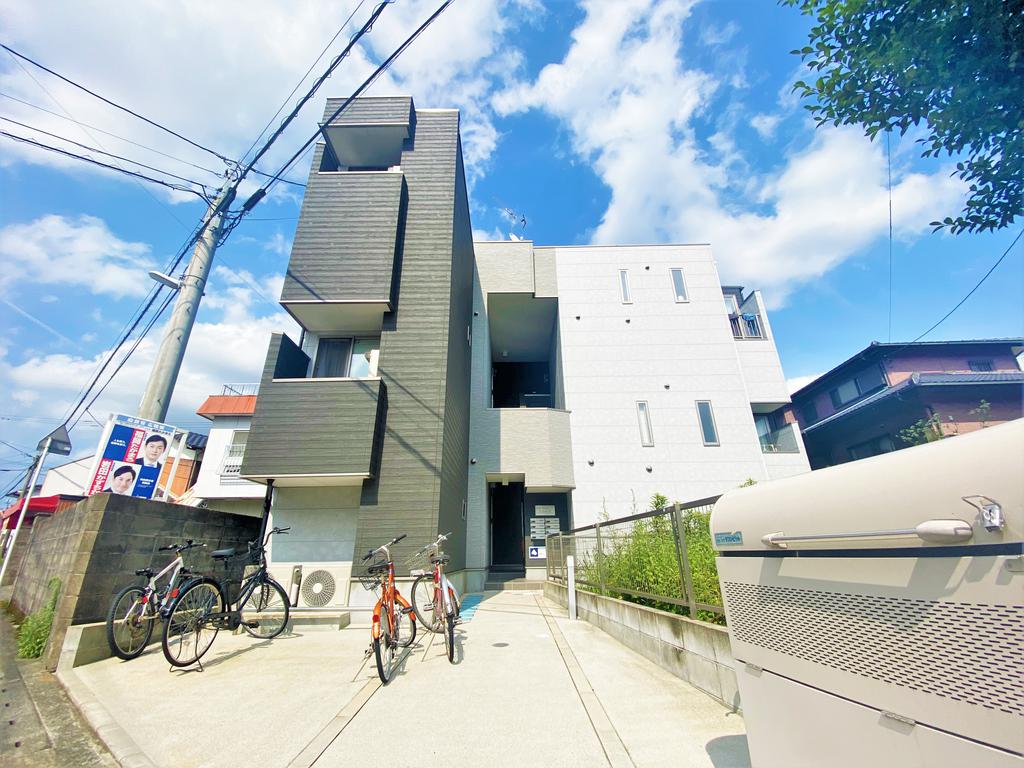 鳥栖市松原町のマンションの建物外観