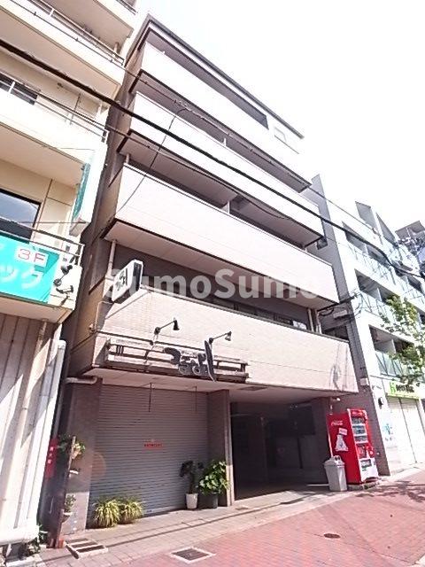 【神戸市灘区岩屋北町のマンションの建物外観】