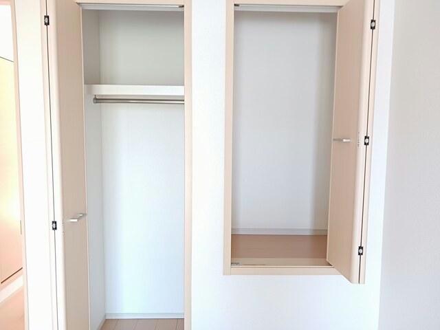 収納　ピュアシス若松