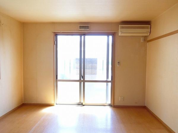 その他部屋・スペース　明るい洋室！