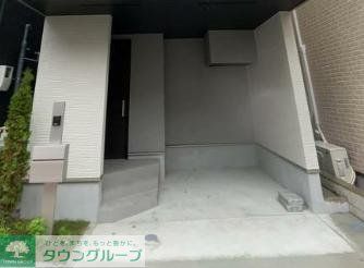 エントランス　駐車スペース