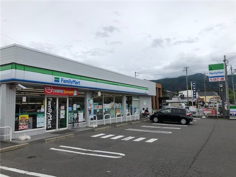 コンビニ　ファミリーマート松本桐店（コンビニ）まで350m