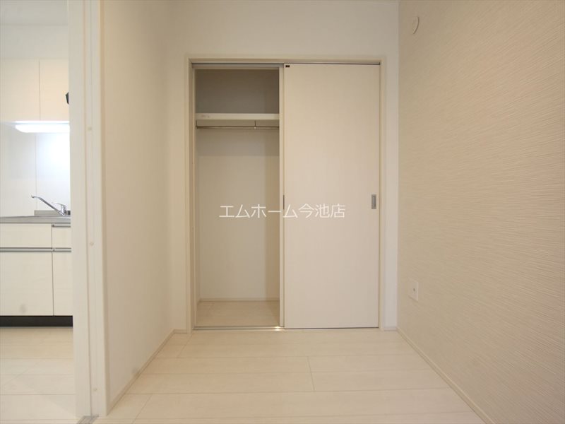 収納　クローゼット（収納充実してます）