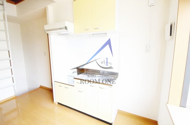 キッチン　キッチンです。