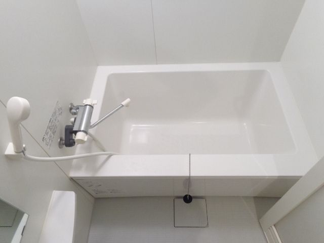 バス・シャワールーム　バスルーム