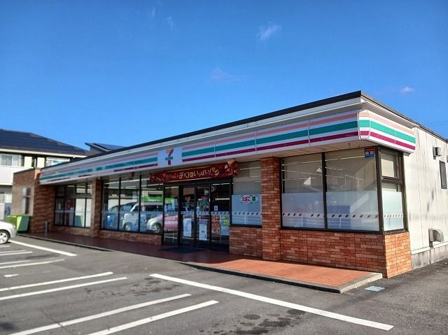 コンビニ　セブンイレブン　富士市松岡西店（コンビニ）まで550m