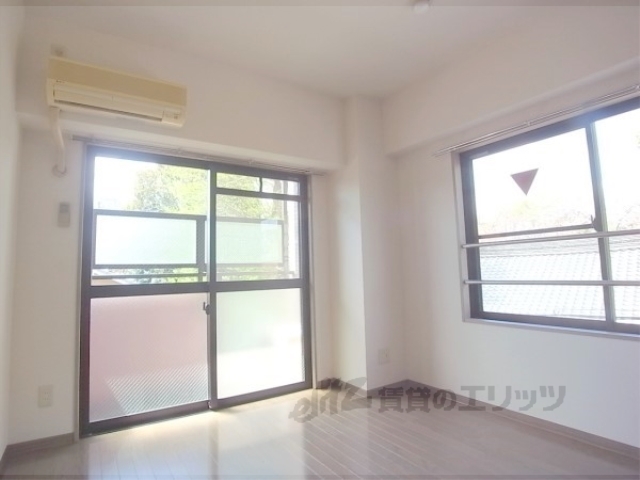 居室・リビング　洋室