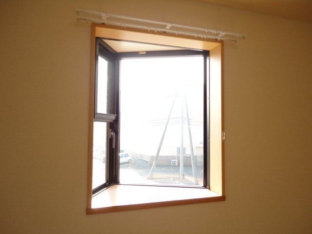 その他部屋・スペース　出窓付き♪