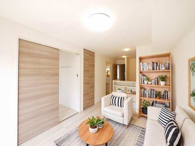 居室・リビング　CGで家具等を配置したもので家具等は含まれません