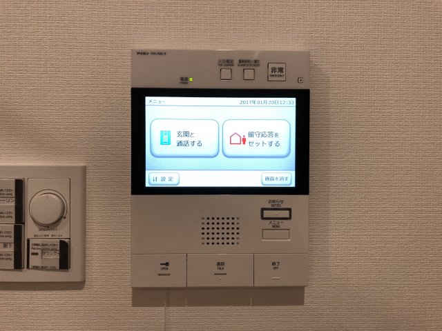 セキュリティ　モニター付インターホン