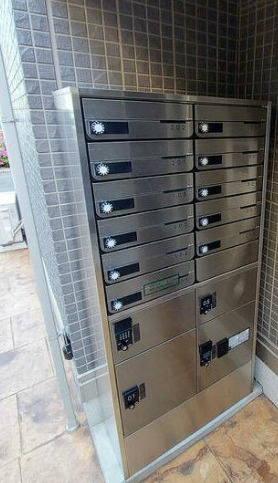 その他共有部分　集合ポスト、宅配ボックスあり
