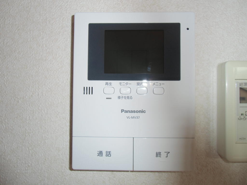 その他設備　ＴＶモニターホンで来客にも安心して対応できますね。